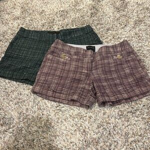 Limited Drew fit shorts, TWO PAIR size 6 plaid twill, 4 in inseam.